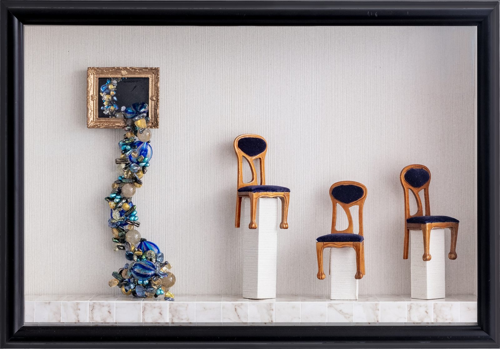 Art Seeks a Viewer by Vivian Cavalieri